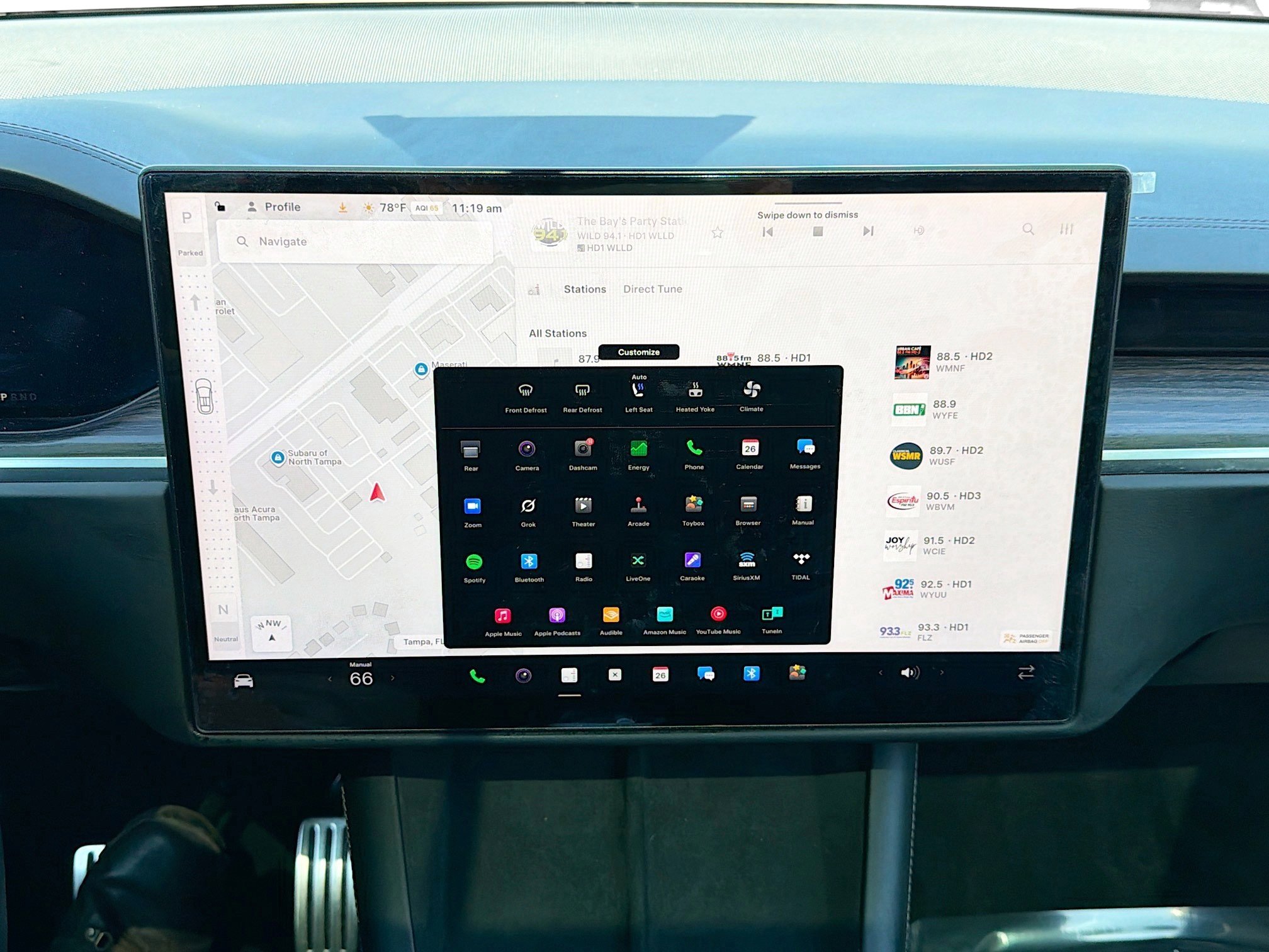 Used 2022 Tesla Model X image 29