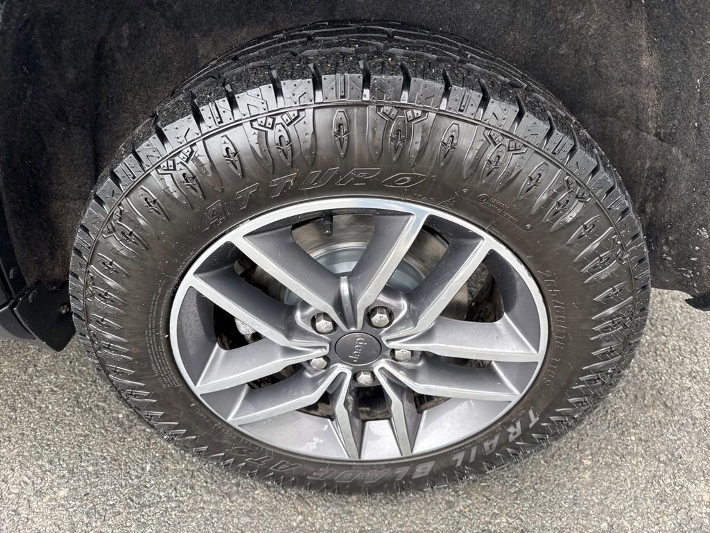 Used 2020 Jeep Grand Cherokee Limited image 8