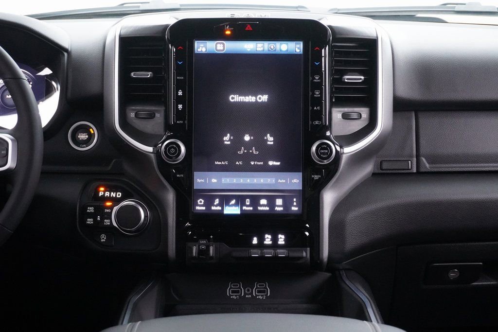 Used 2025 RAM 1500 Big Horn AWD/4WD image 32