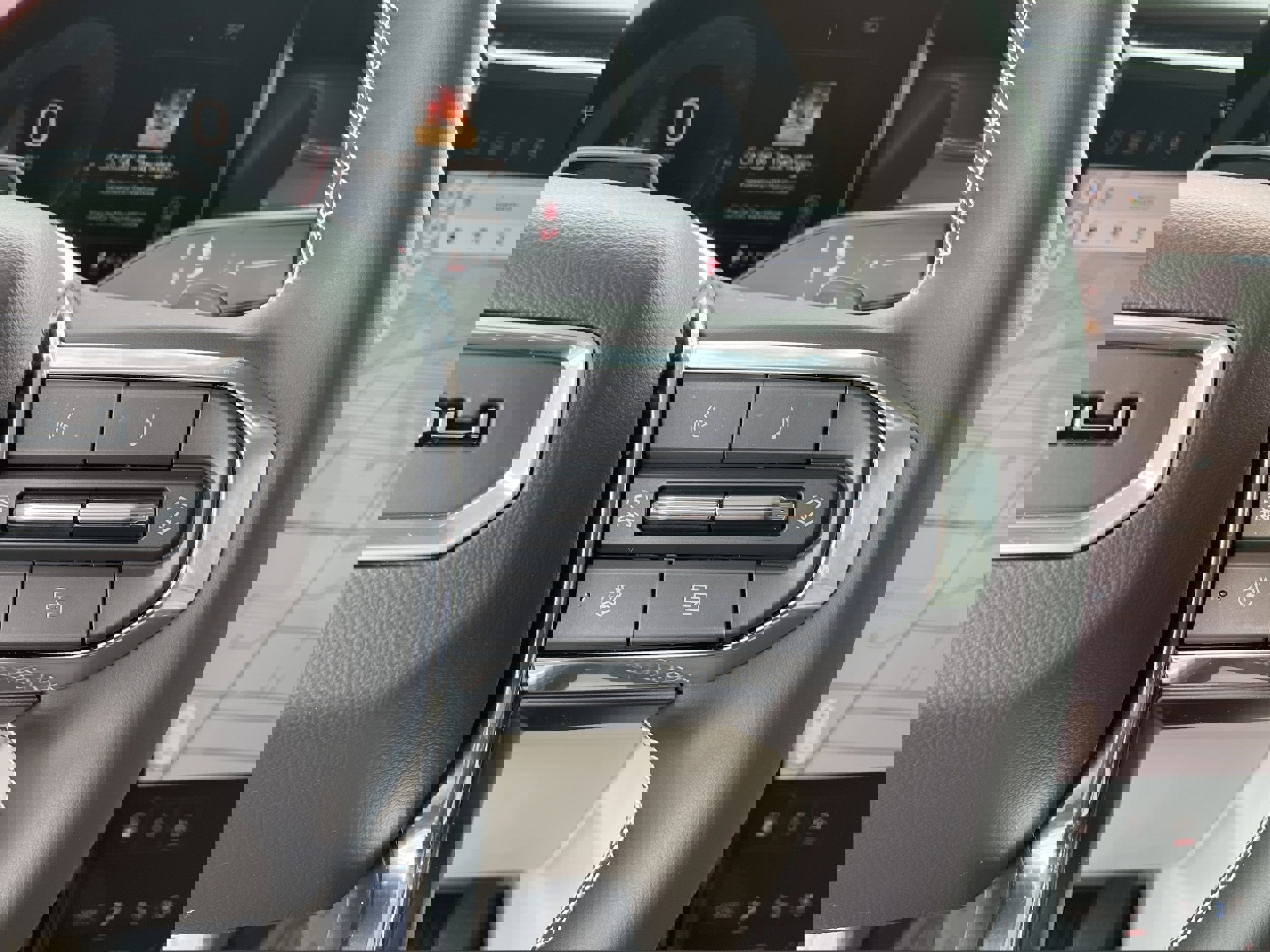 Certified 2025 GMC Acadia Denali w/ Super Cruise Package image 31