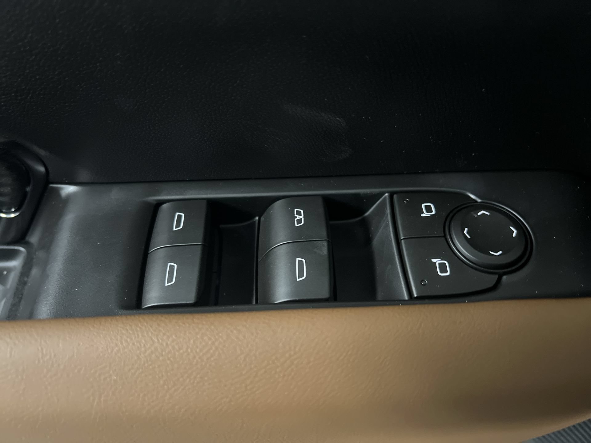 New 2026 GMC Canyon AT4 w/ Technology Plus Package AWD/4WD image 60