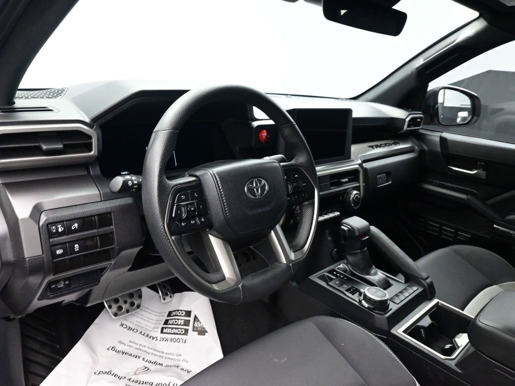 Used 2024 Toyota Tacoma TRD Sport image 19