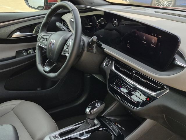 Used 2025 Buick Envista Avenir FWD image 11