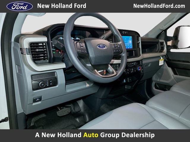 New 2026 Ford F550 4x4 Regular Cab Super Duty image 6