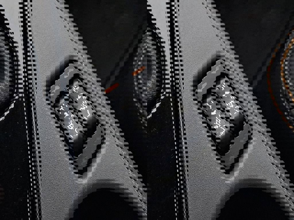 Used 2024 Subaru Crosstrek 2.5i Wilderness w/ Wilderness Package image 28