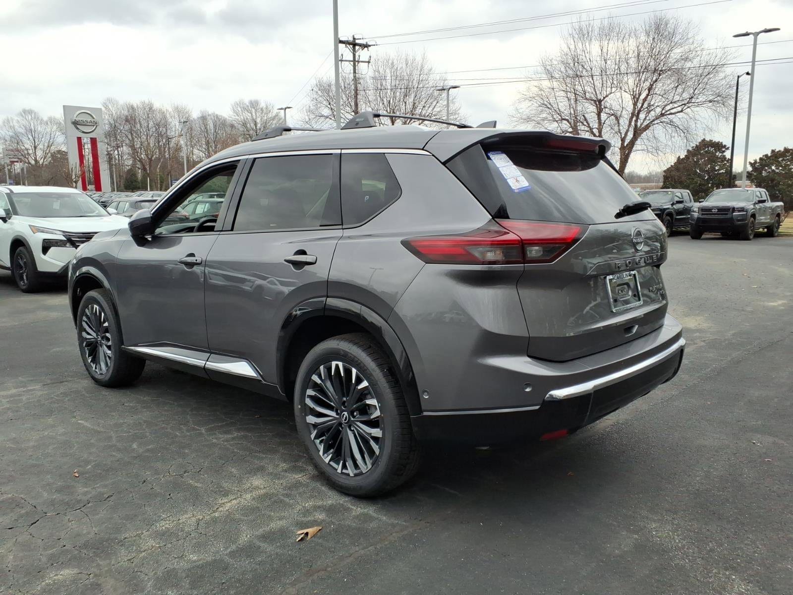 New 2026 Nissan Rogue Platinum w/ Platinum Premium Package image 3