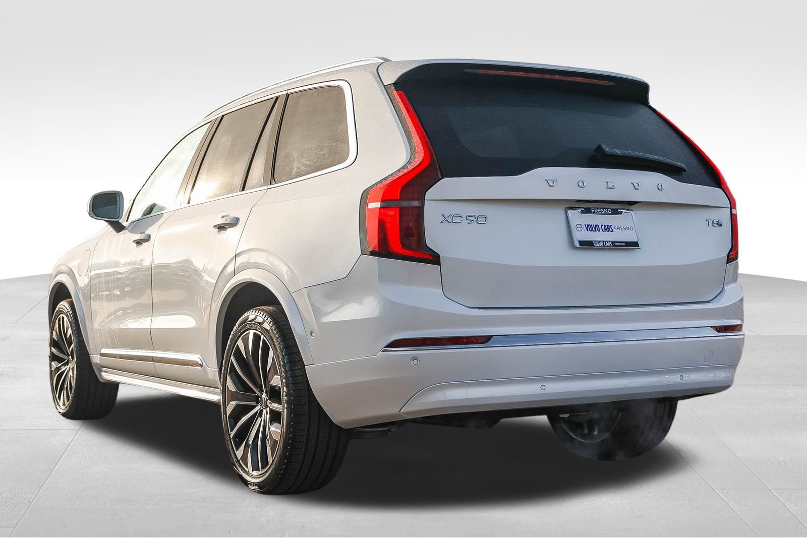 New 2026 Volvo XC90 T8 Ultra w/ Lounge Package image 6