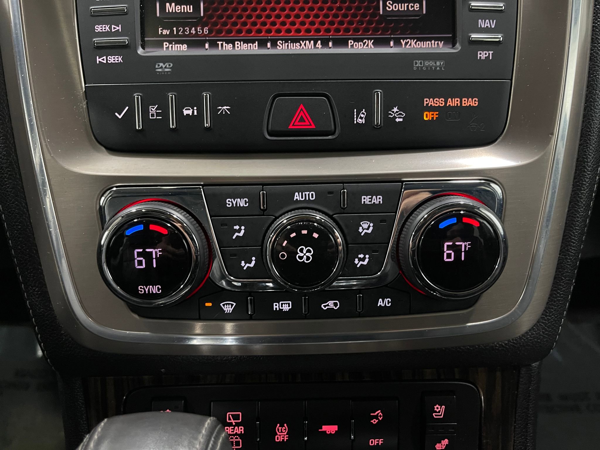 Used 2015 GMC Acadia Denali image 25