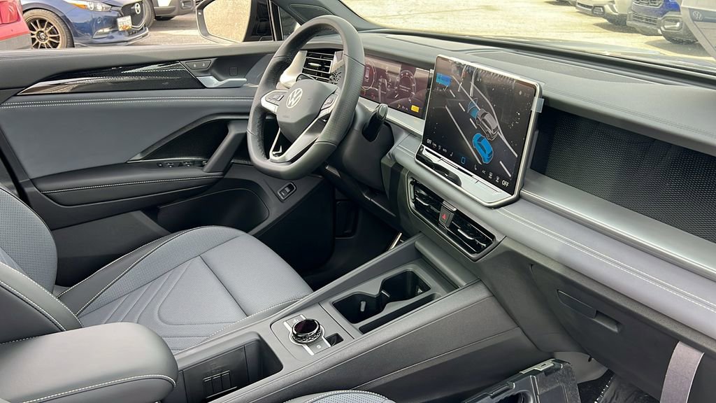 New 2026 Volkswagen Tiguan SE R-Line image 10