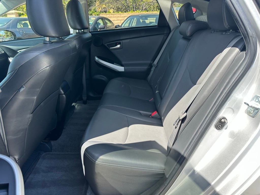 Used 2015 Toyota Prius Prime Advanced FWD image 8