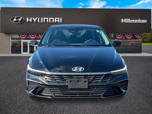 Certified 2024 Hyundai Elantra SEL FWD image 2