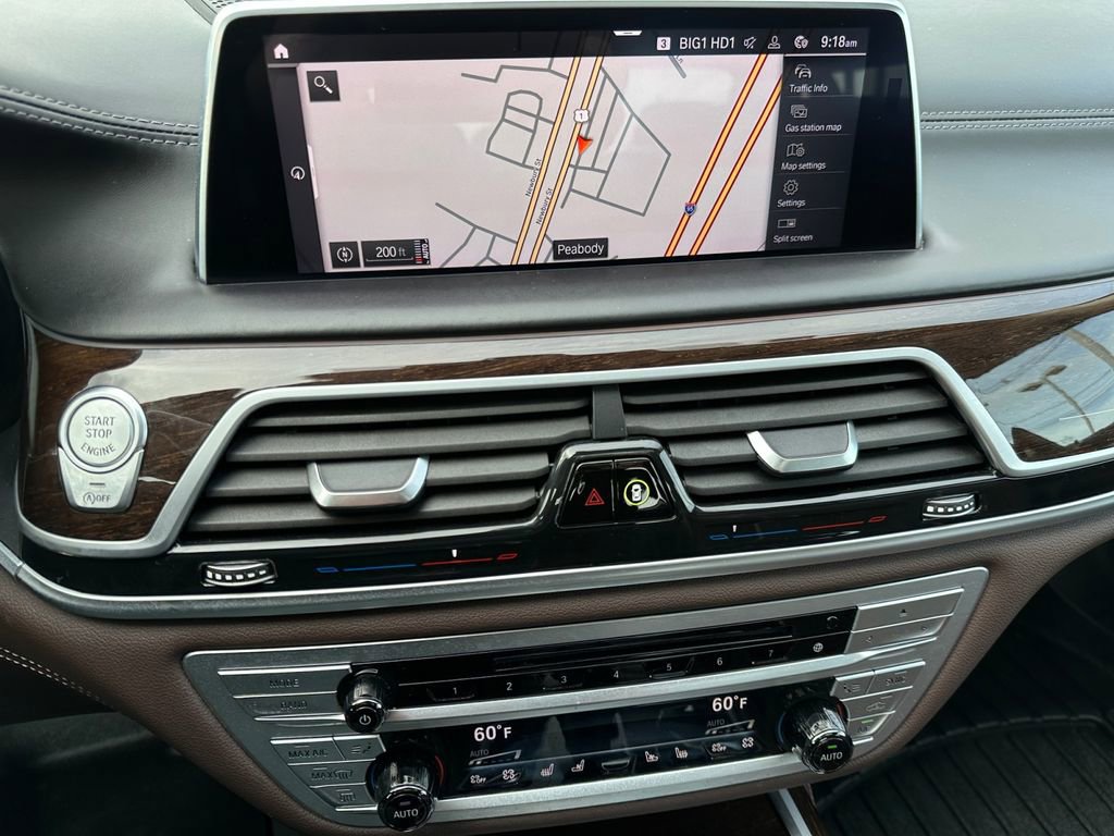 Used 2020 BMW 750i xDrive w/ Executive Package AWD/4WD image 21