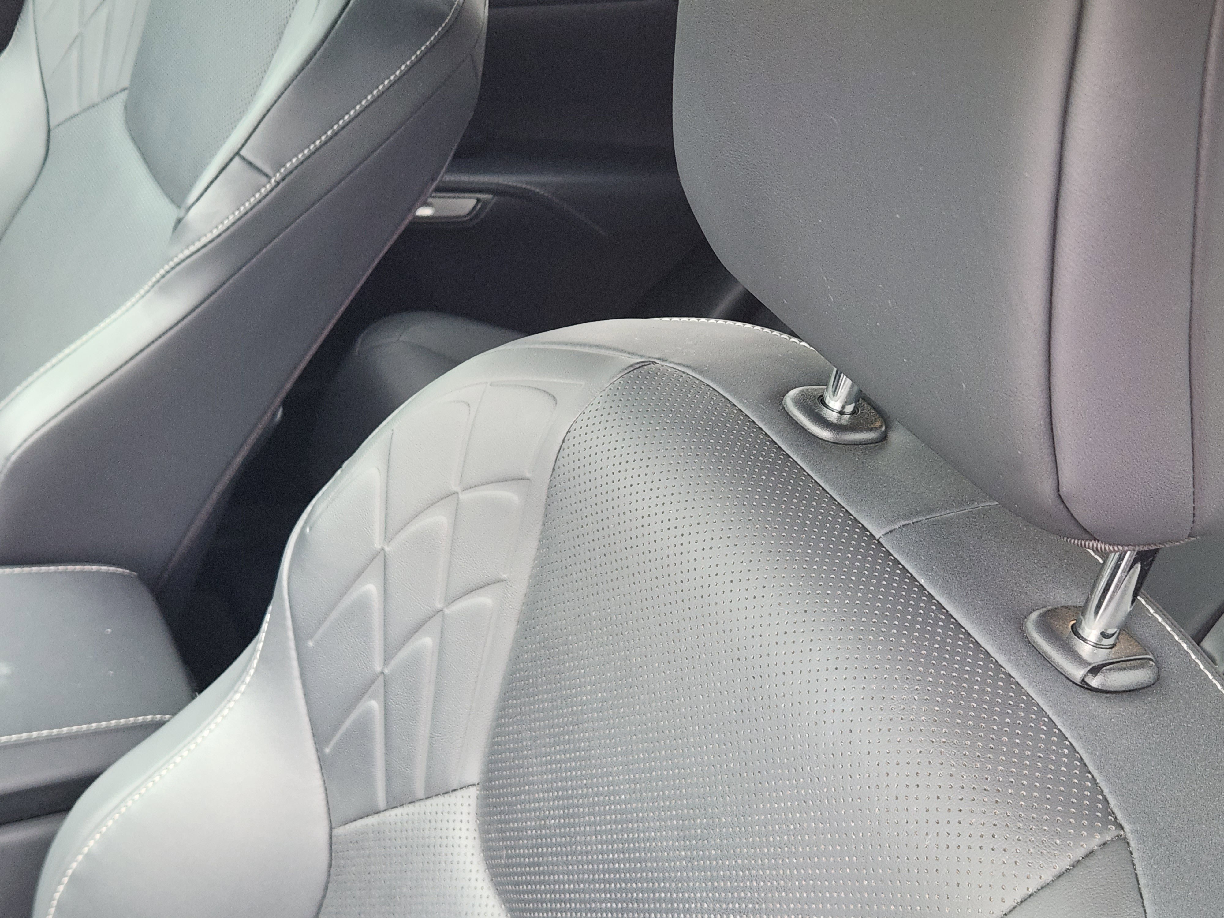 Used 2024 Lexus RX 350 Premium w/ Accessory Package (Z1) image 16