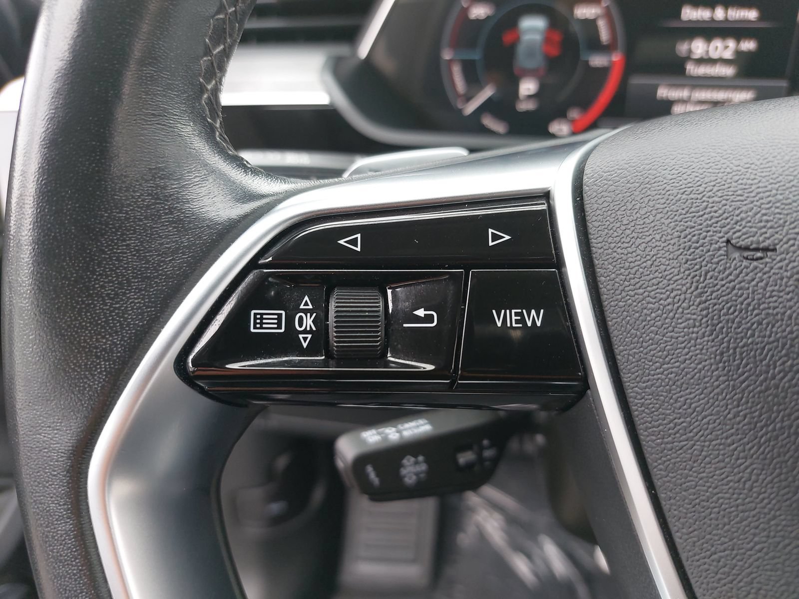Used 2024 Audi Q8 e-tron Premium Plus w/ Premium Plus Package AWD/4WD image 17