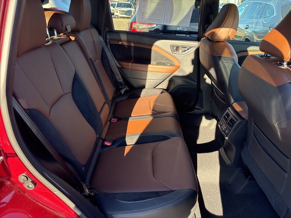 Used 2025 Subaru Forester Touring w/ Touring Package image 11