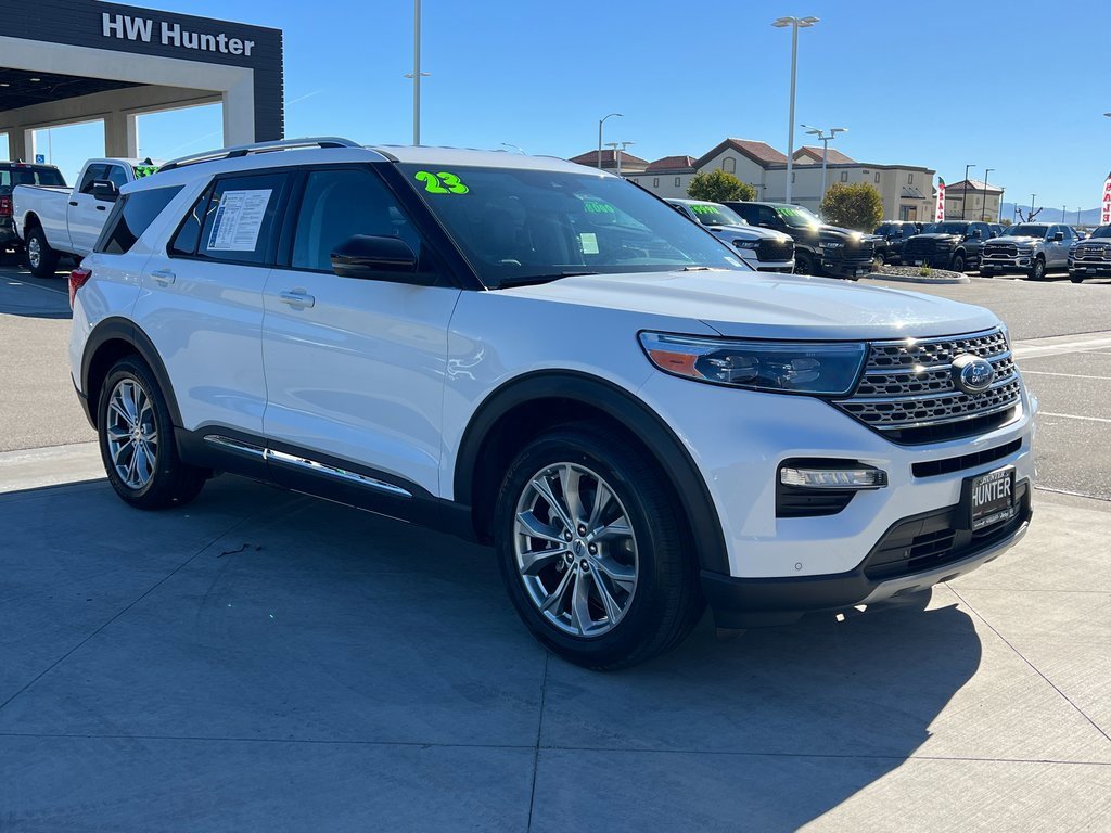 Used 2023 Ford Explorer Limited w/ Equipment Group 301A image 8