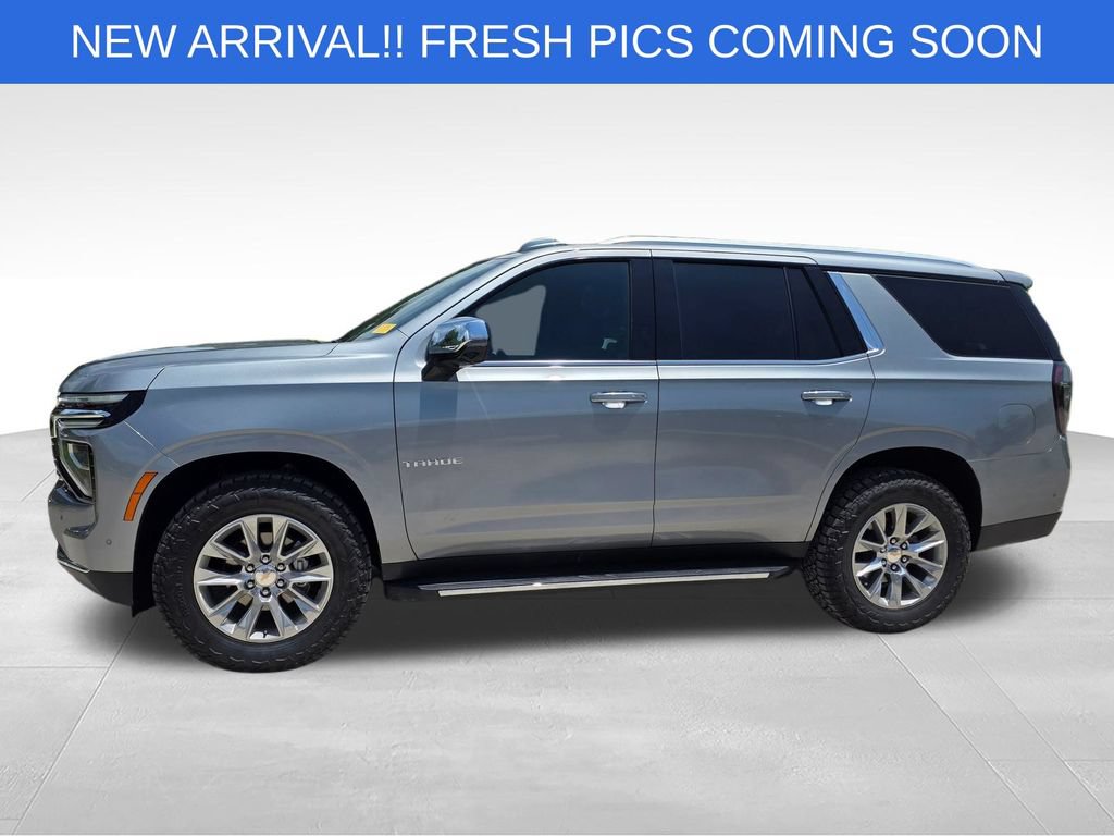 Used 2025 Chevrolet Tahoe Premier RWD image 3