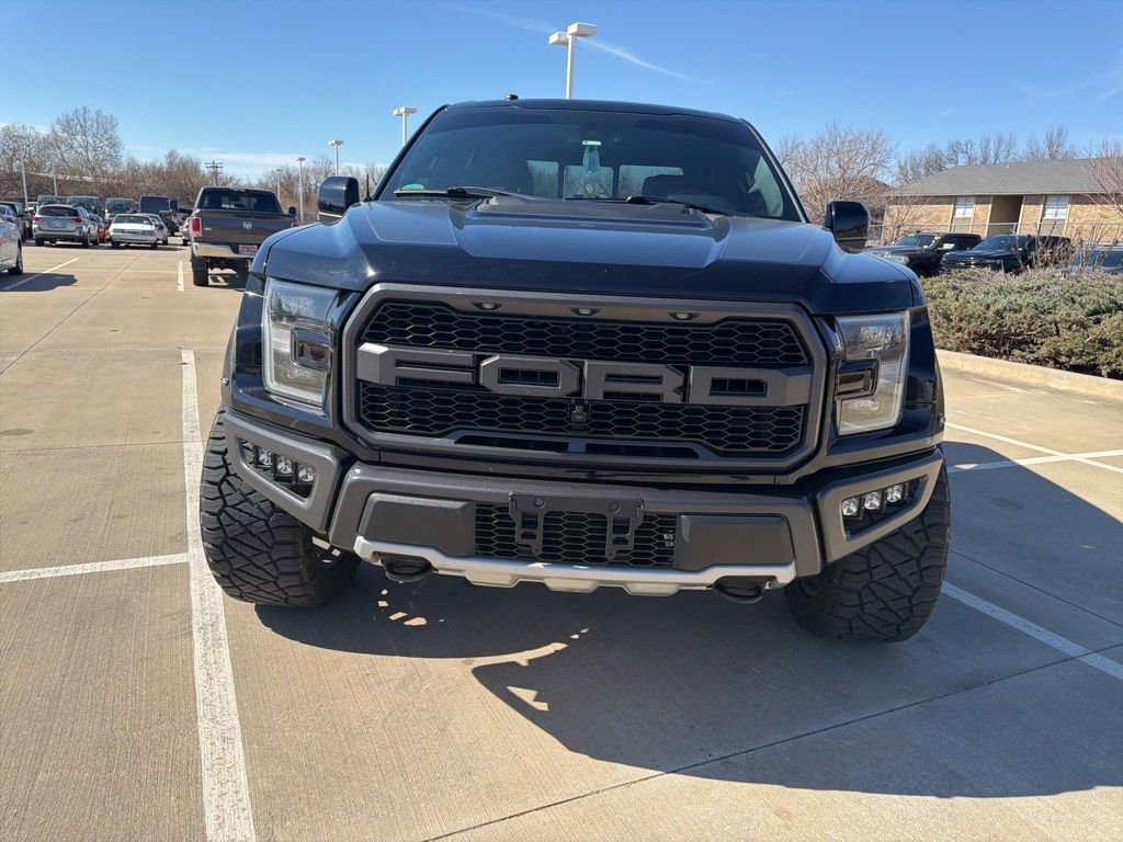 Used 2017 Ford F150 Raptor w/ Equipment Group 802A Luxury image 2