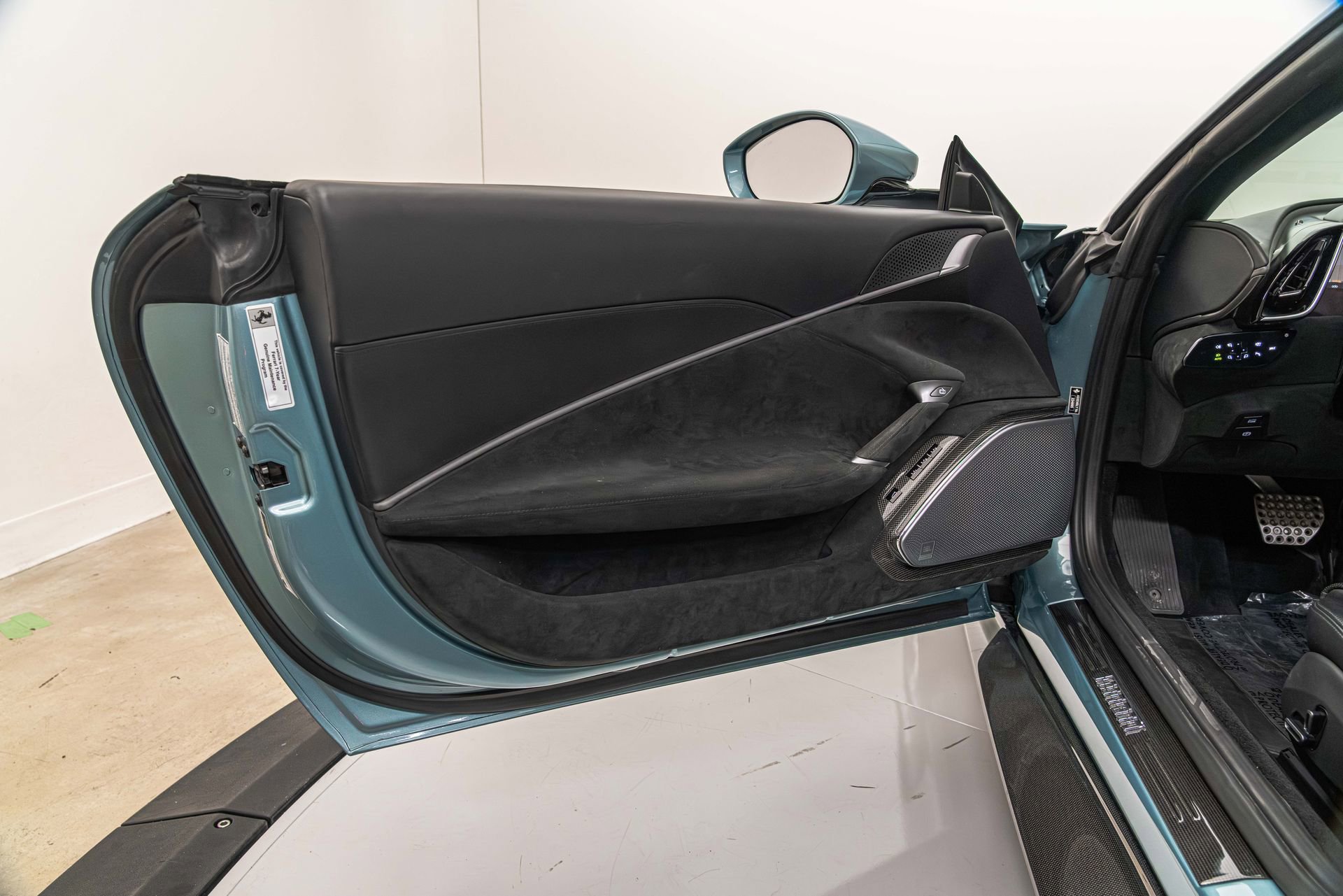 Certified 2024 Ferrari Roma Spider RWD image 19