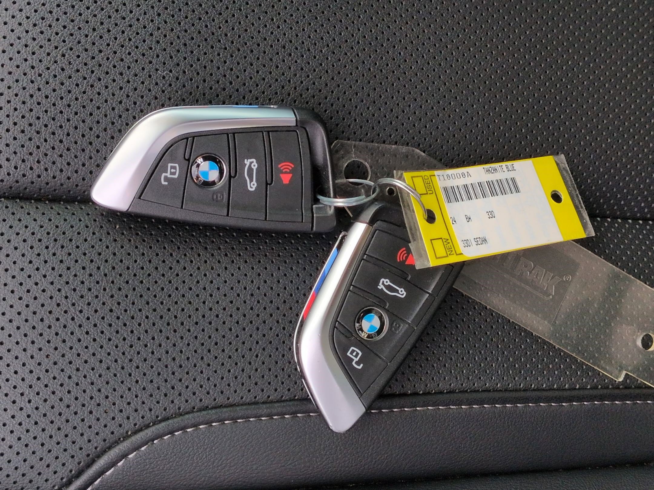 Certified 2024 BMW 330i Sedan w/ M Sport Package image 33