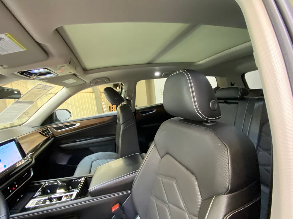 Used 2026 Volkswagen Atlas SE AWD/4WD image 22