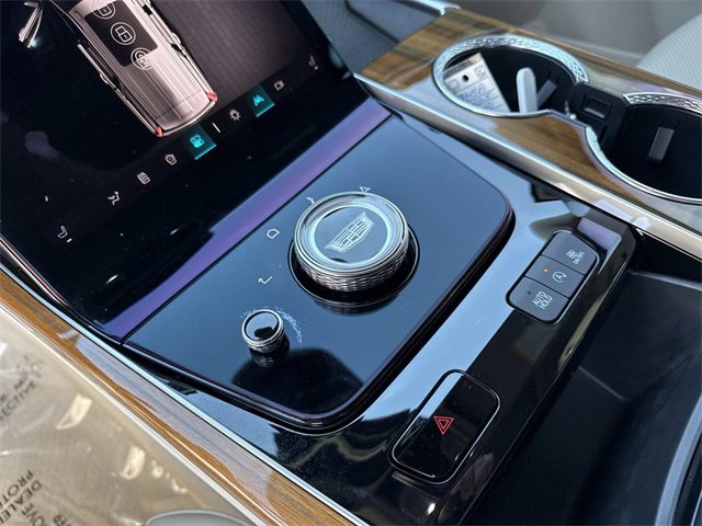 Used 2025 Cadillac Escalade Sport Platinum w/ LPO, ONYX Package image 26