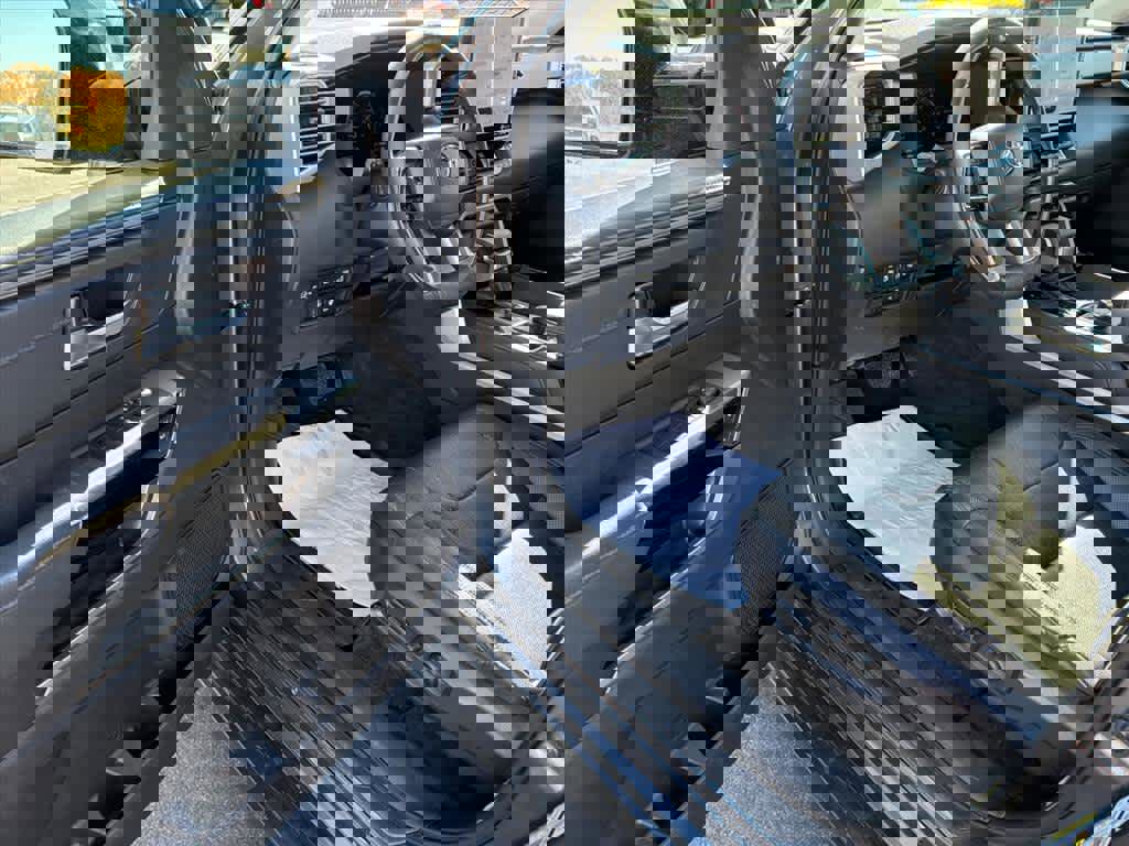 Used 2023 Toyota Sequoia Limited image 19