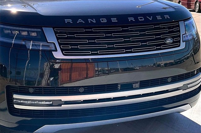 Used 2023 Land Rover Range Rover SE image 27