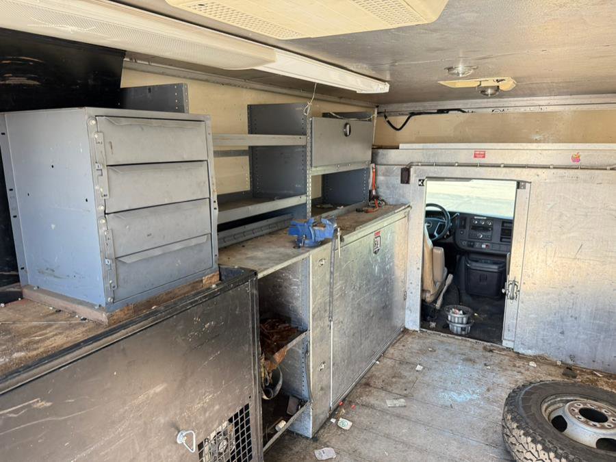 Used 2009 GMC Savana 3500 image 13