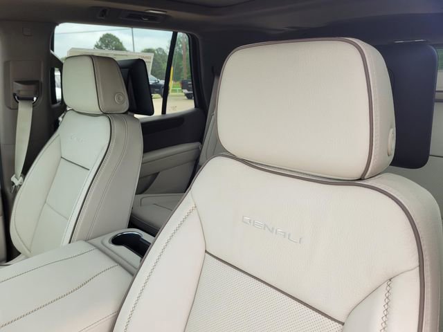 New 2026 GMC Yukon Denali w/ Denali Reserve Package AWD/4WD image 21