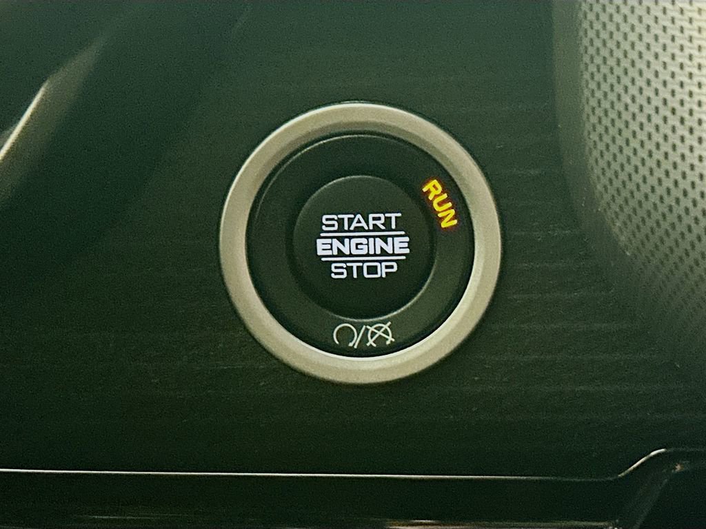 Used 2024 RAM 3500 Limited image 28