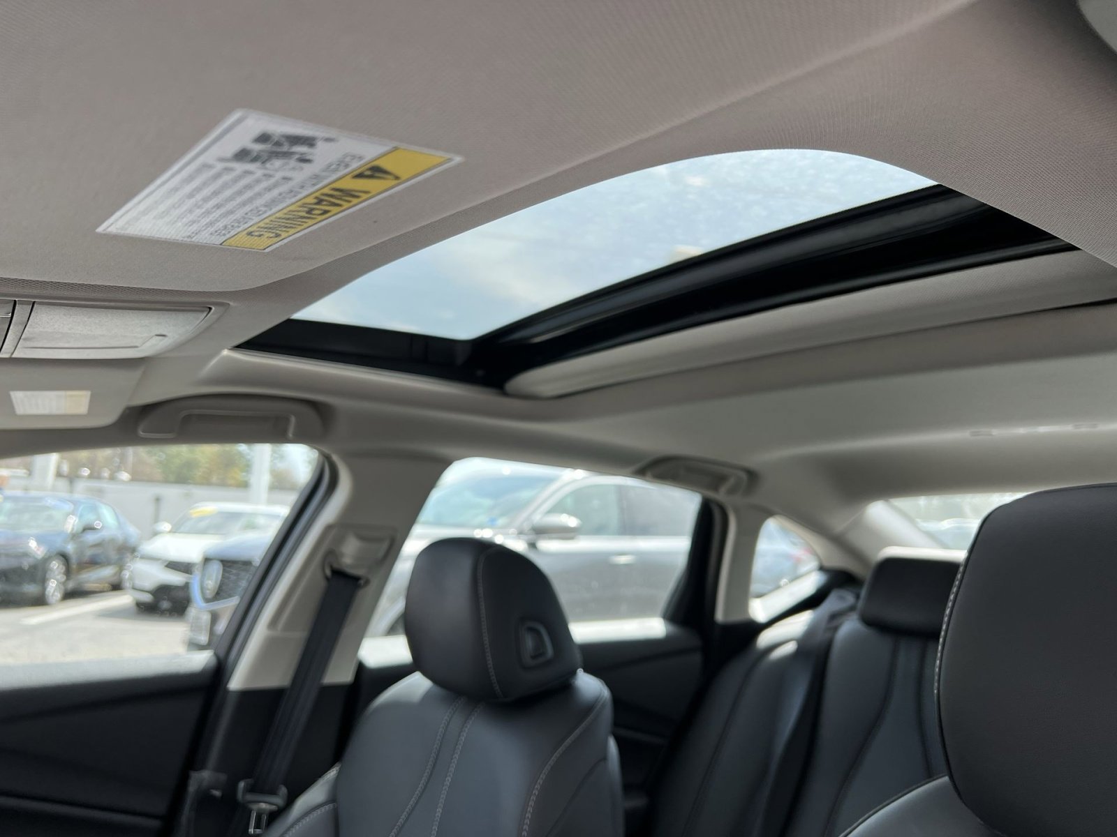 Certified 2025 Acura TLX w/ Technology Package image 21