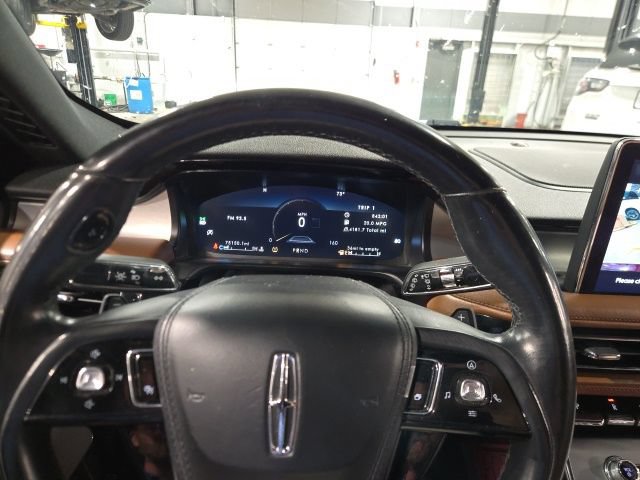 Used 2020 Lincoln Aviator Reserve w/ Equipment Group 202A AWD/4WD image 16