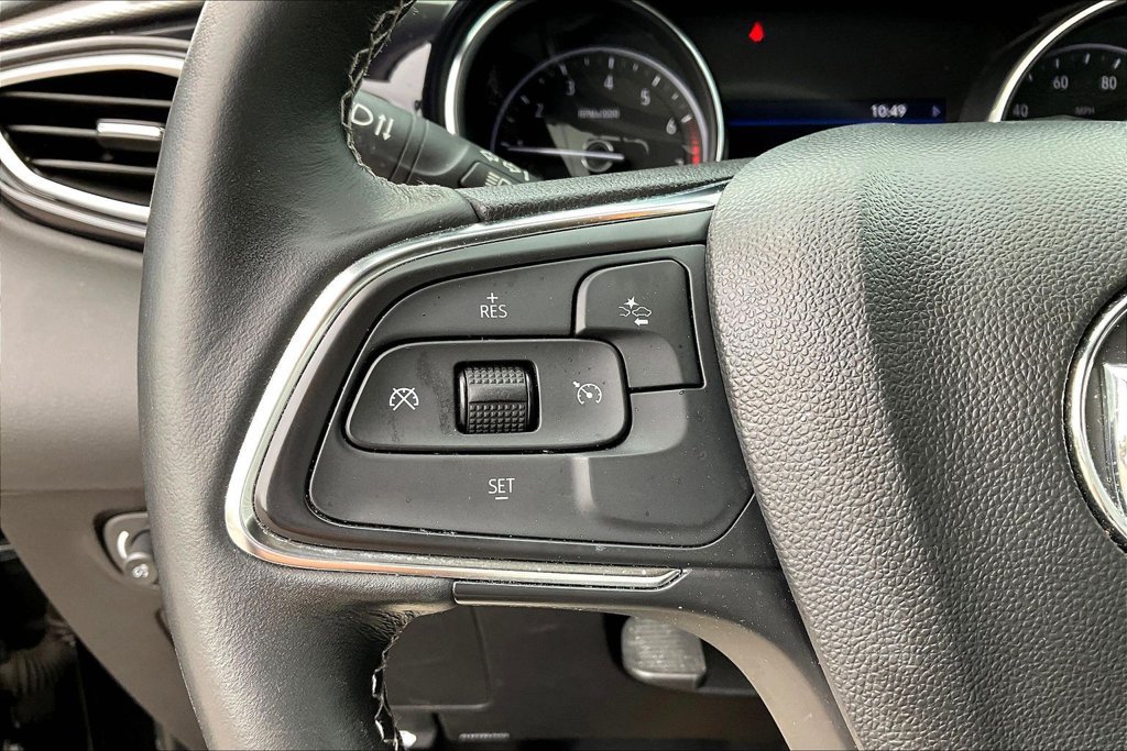 Used 2022 Buick Encore GX Select w/ Sport Touring Package FWD image 9