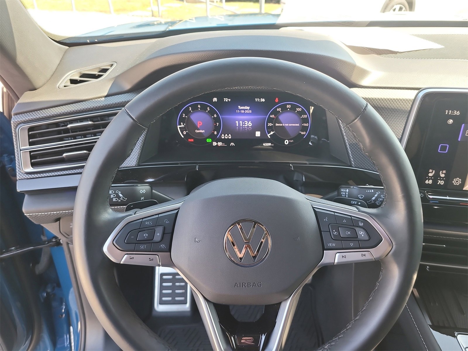 Used 2025 Volkswagen Atlas Cross Sport SEL Premium R-Line image 27