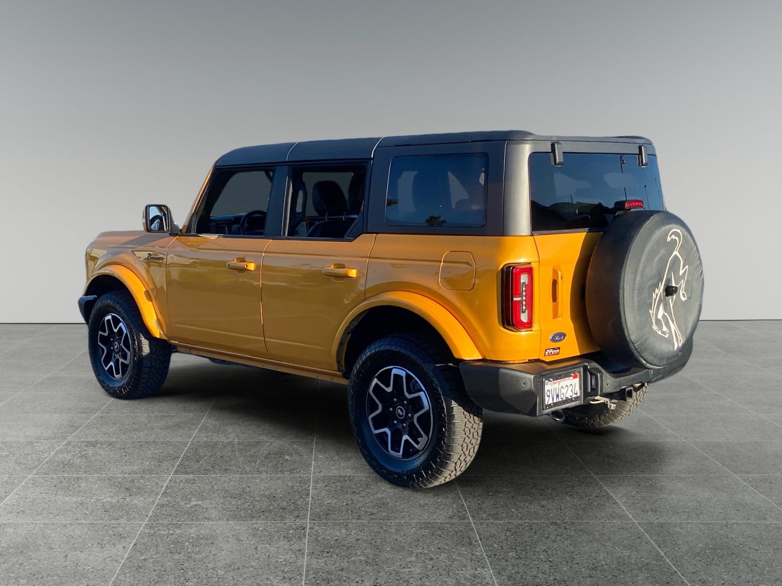 Used 2022 Ford Bronco Outer Banks AWD/4WD image 3