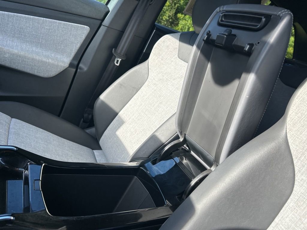 Certified 2025 Volkswagen ID.4 Pro image 31