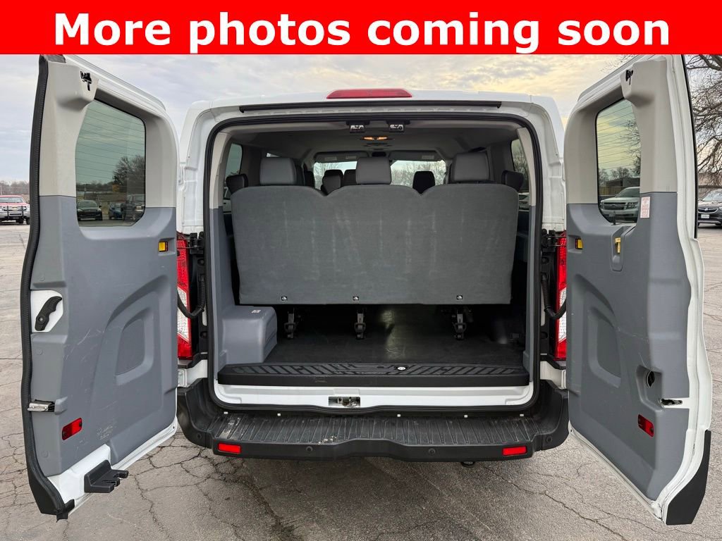 Used 2019 Ford Transit 150 XL image 7