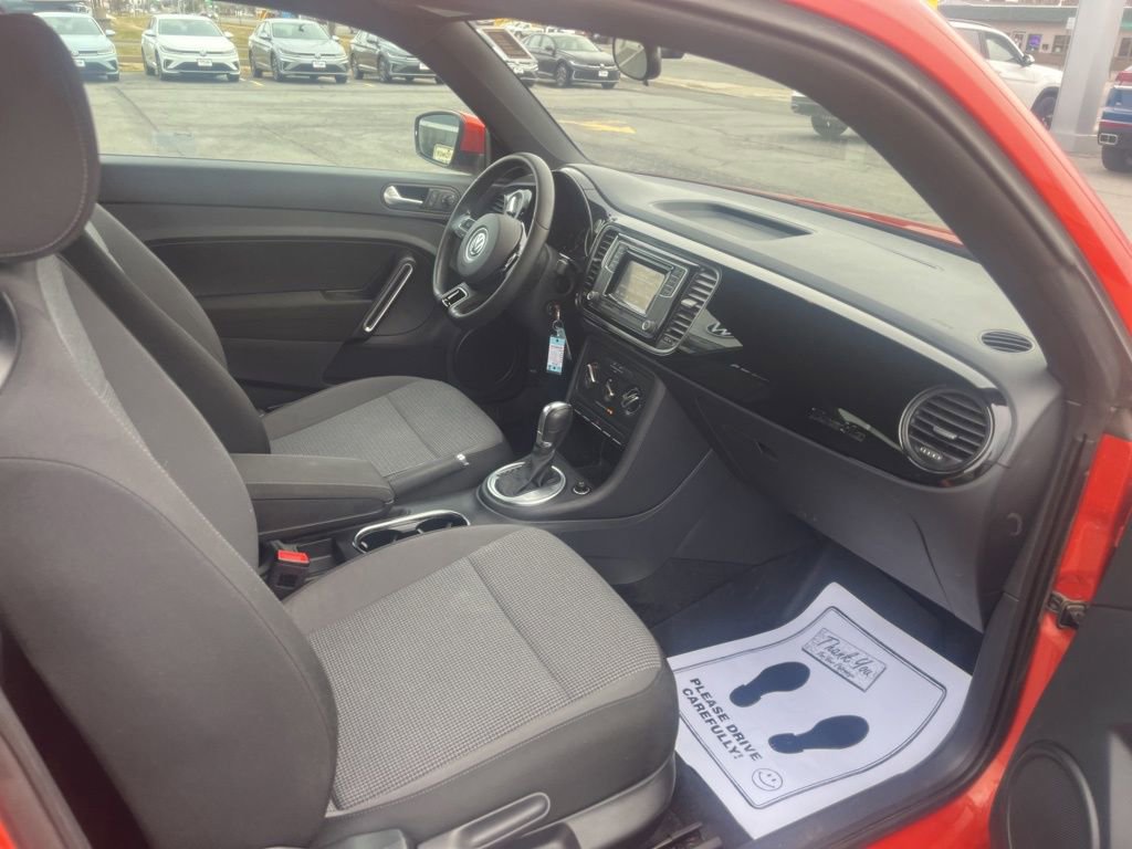 Used 2019 Volkswagen Beetle 2.0T S image 14