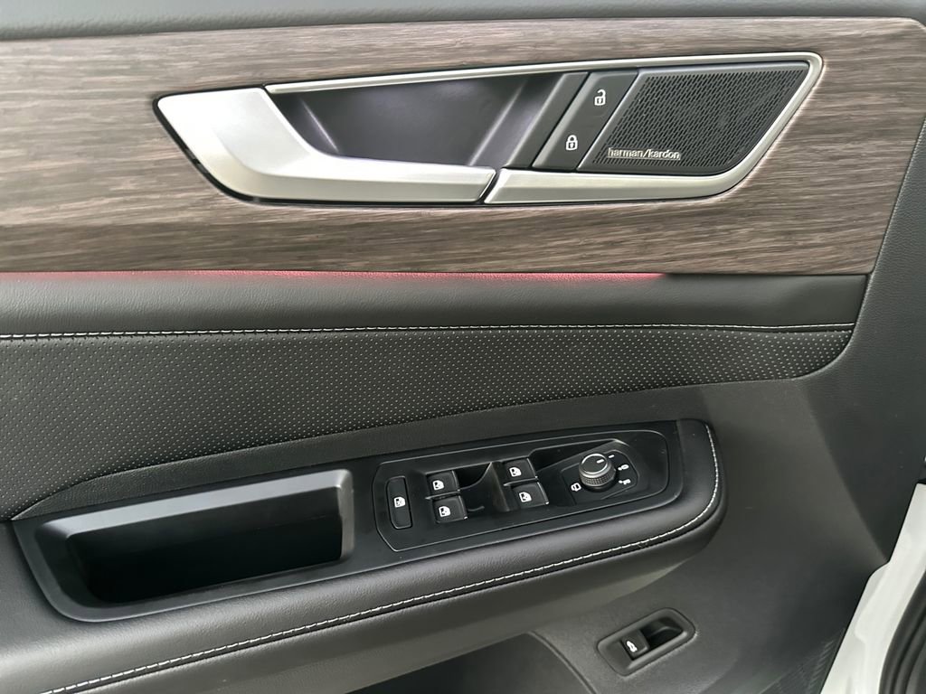 New 2026 Volkswagen Atlas SEL Premium R-Line image 11