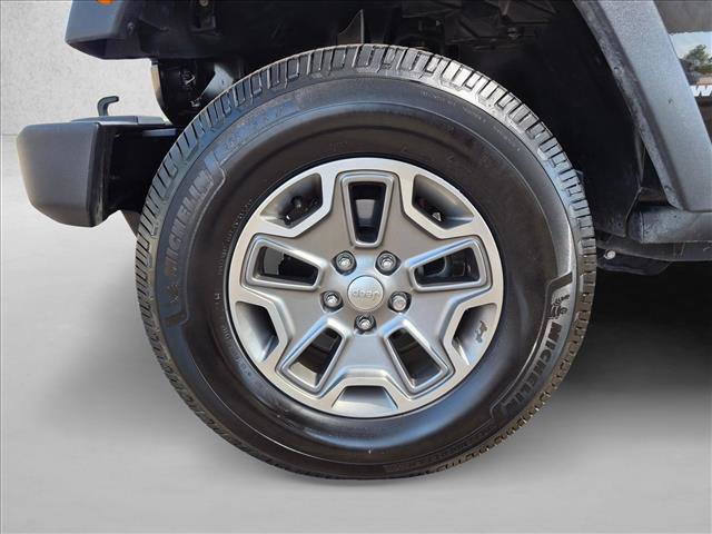Used 2013 Jeep Wrangler Rubicon w/ PWR Convenience Group AWD/4WD image 20