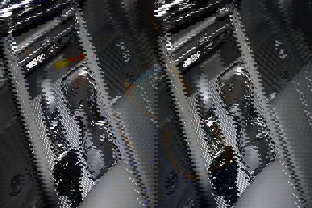 Used 2023 Lexus RX 500h F Sport image 44