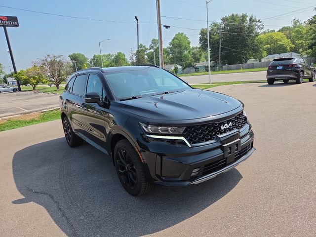 Used 2022 Kia Sorento EX AWD/4WD image 4