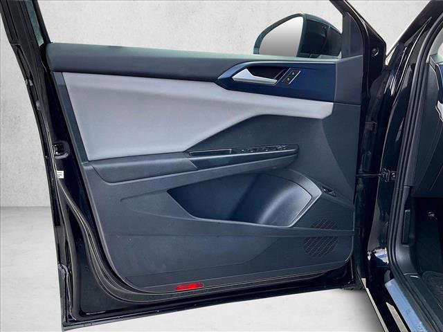 Used 2022 Volkswagen Taos SE image 18