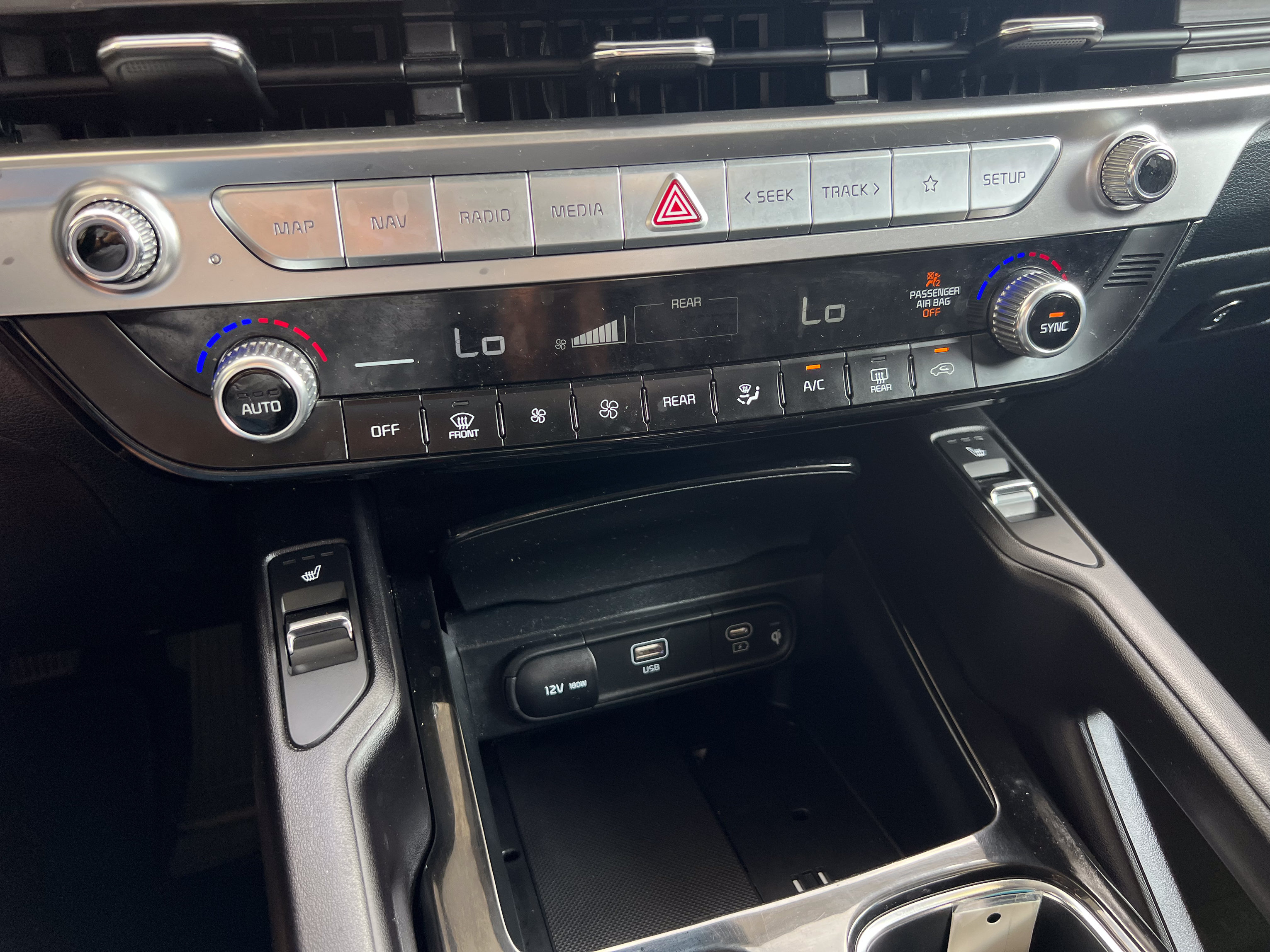 Used 2025 Kia Telluride S FWD image 26
