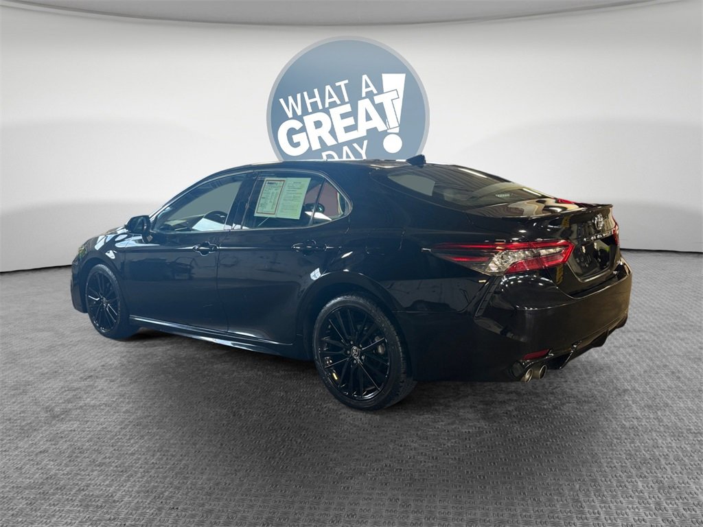 Used 2023 Toyota Camry XSE image 6