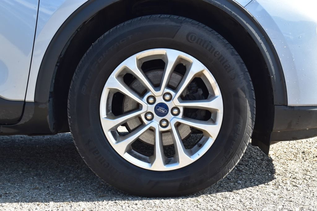 Certified 2022 Ford Escape SE w/ Cold Weather Package image 4