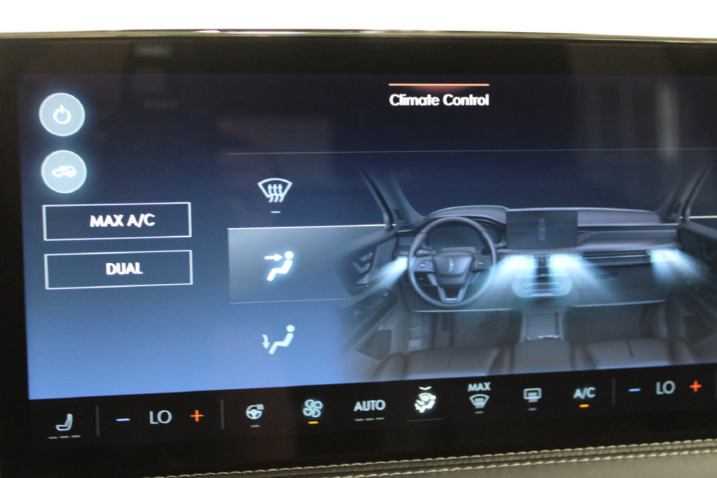 Used 2023 Lincoln Corsair AWD w/ Equipment Group 101A image 56