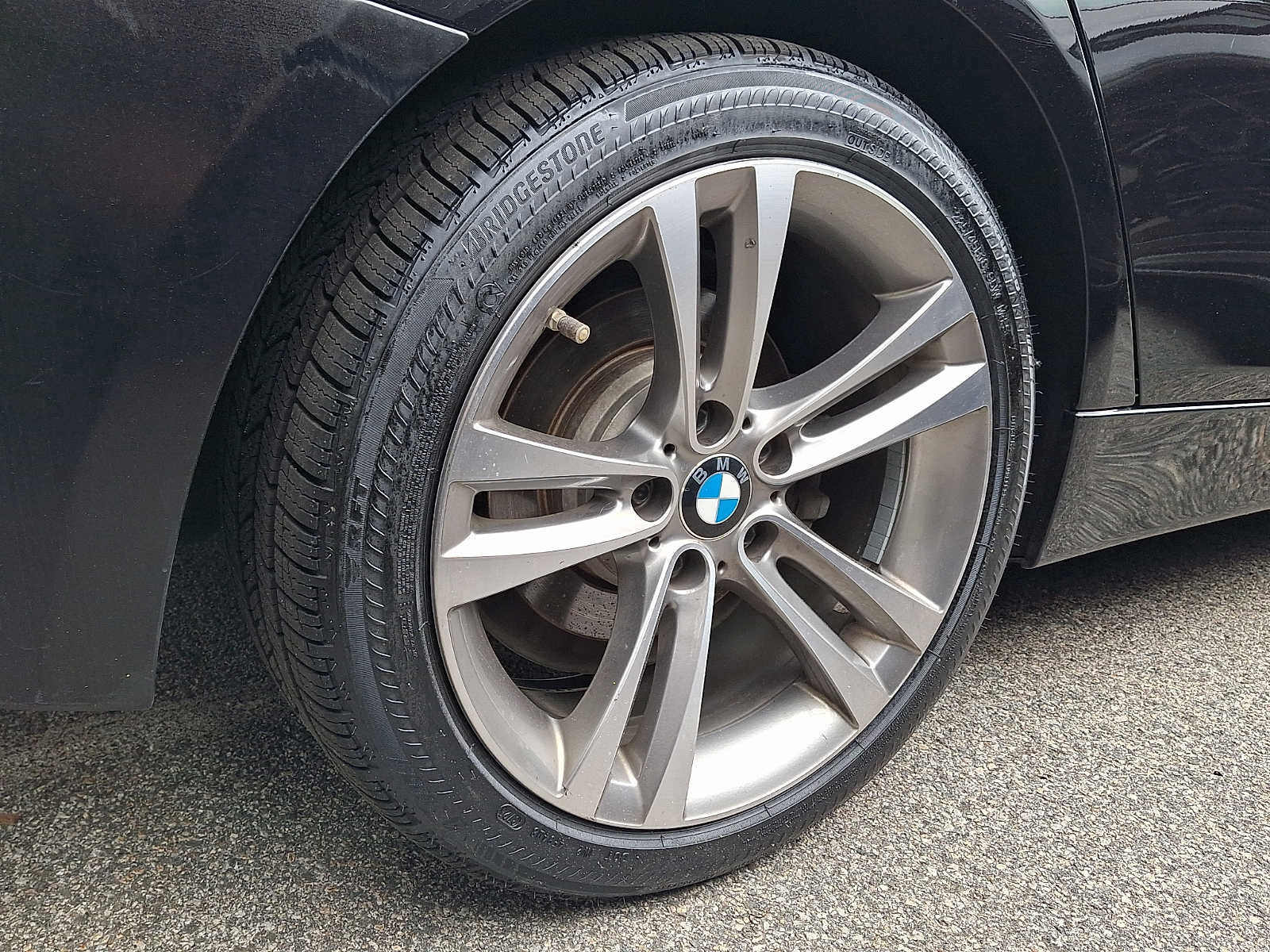 Used 2018 BMW 330i xDrive Sedan w/ Convenience Package AWD/4WD image 6