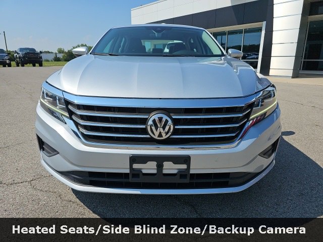Used 2020 Volkswagen Passat 2.0T SE image 2